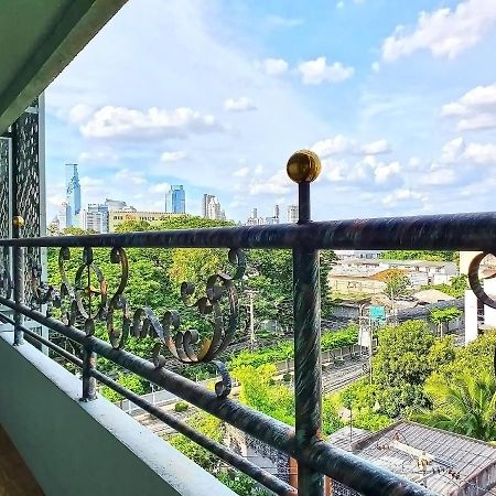 The Montana Lodge-Sathorn Bangkok Luaran gambar